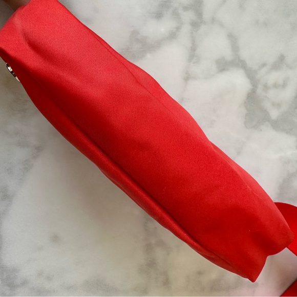 Lululemon Red Everywhere Belt Bag 1L NWOT - Picture 5 of 6